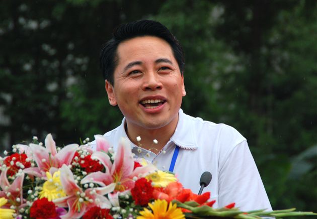 十五周年校庆图片:中国人民大学学生工作部部长、博士生导师高祥阳在发言