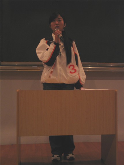 3号选手李芳(高2008级二班)——2005—2006学年度学生会干部换届选举
</p><p>