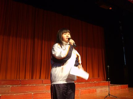 新团员代表发言 ——入团宣誓（二）