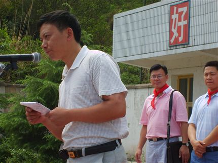 金堂赵镇中心小学校长致辞