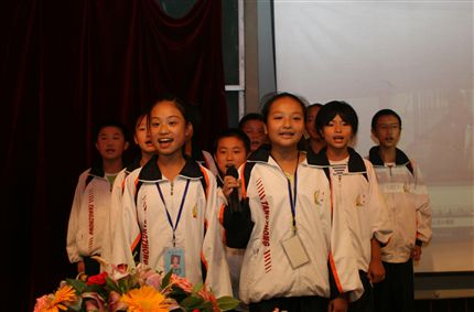 初2010届＂棠中，梦想开始的地方＂演讲比赛（中场歌曲表演）