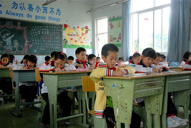 棠外附小举行第七届英语书法比赛