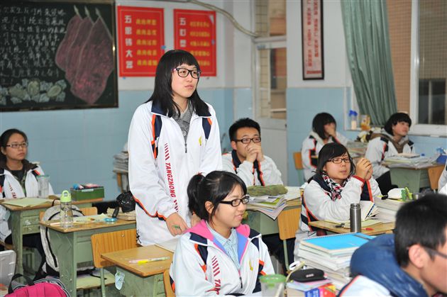 “我的学习我做主”——记棠外高2013届学生学法交流