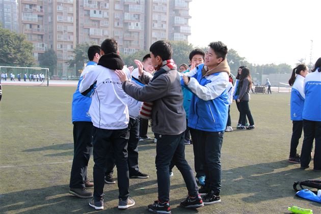 棠外学生校内社会实践系列报道（十三）——携手共进