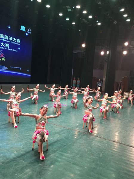 棠外附小荣获“2015年国际学生运动舞蹈教育成果展演暨IDSU第四届国际学生运动舞蹈(中国区)大赛“一等奖