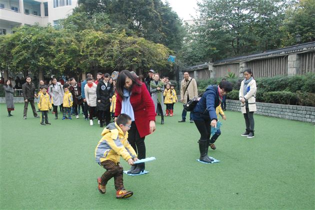 和谐的氛围 开放的课堂——棠外附小举行家长开放日活动