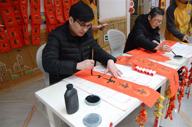 开开心心逛庙会，欢欢喜喜过新年——棠外实验幼稚园开展第二届新年庙会活动