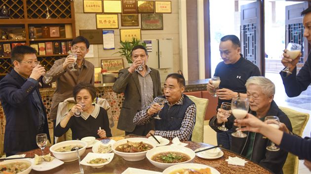 重阳敬贤传德风 老教师齐贺棠外获批“省一”
