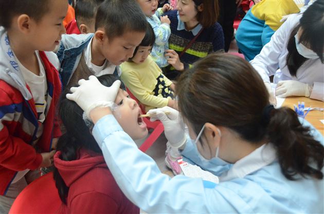 关注健康,无微不至——棠外实验幼儿园开展龋齿预防及视力筛查工作