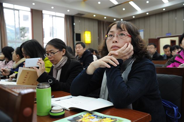 参加市青赛获佳绩，召开总结会显实力——成都市第十五届小学数学青年教师课堂教学观摩研讨活动总结会在我校隆重举行