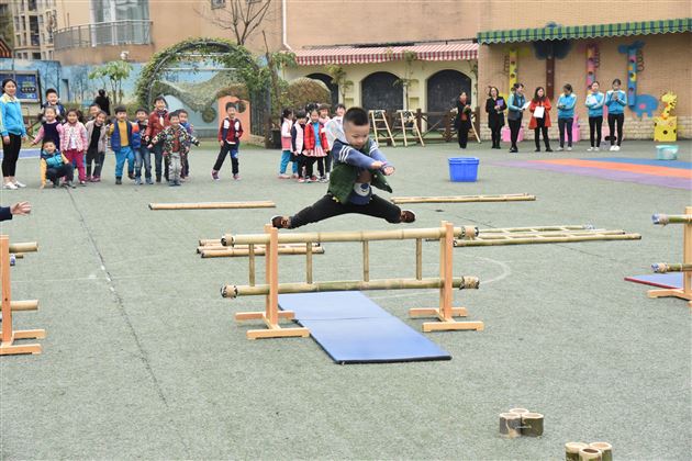 专家引领促成长——品格教育专家到棠外实验幼儿园开展业务指导