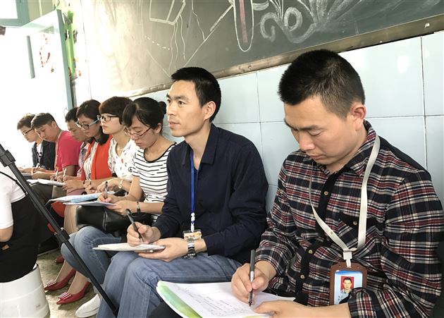 棠外附小刘旭工作室举行数学课堂教学研讨活动