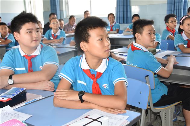 专家引领，着力课堂新提升——省市区专家到棠外附小指导数学研培工作