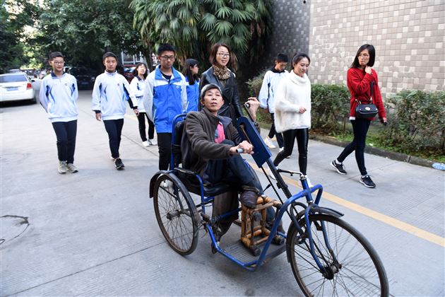 美味情缘聚温情，志愿服务暖人心——记棠外青年志愿者服务行动