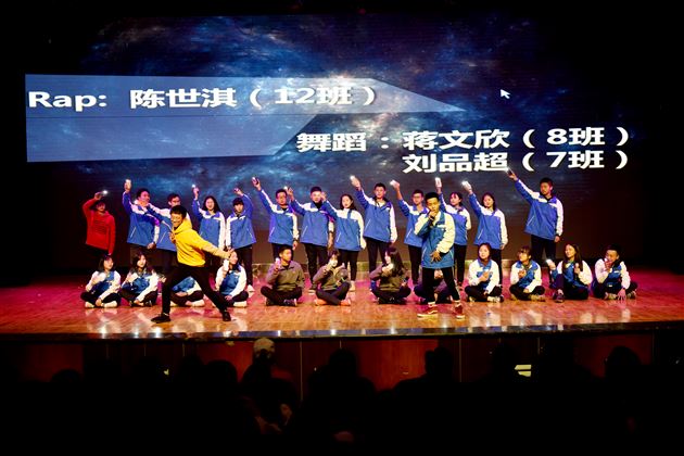 演绎话剧经典，展现学子风采，彰显外语特色——记棠外第十五届“外语文化节”高2016级话剧展演活动