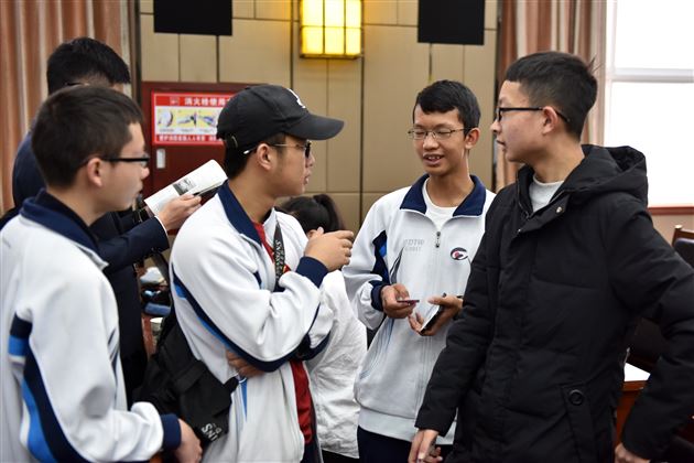 无愧于时光 Financer在路上——记棠外第二届学生商业模拟挑战赛