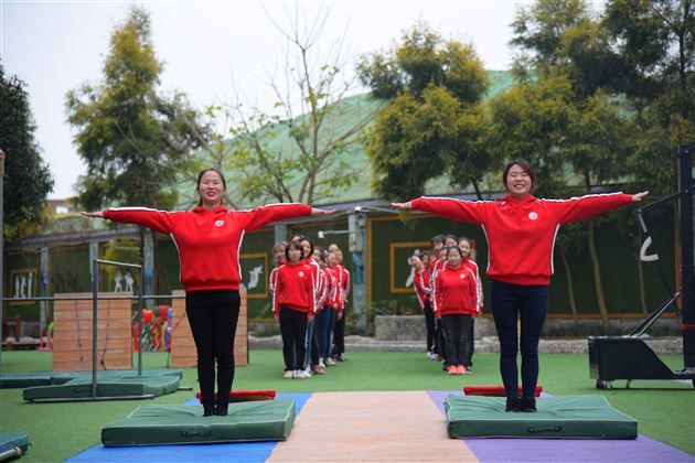 快乐体操,一起动起来!——我校幼儿园开展教师体操培训