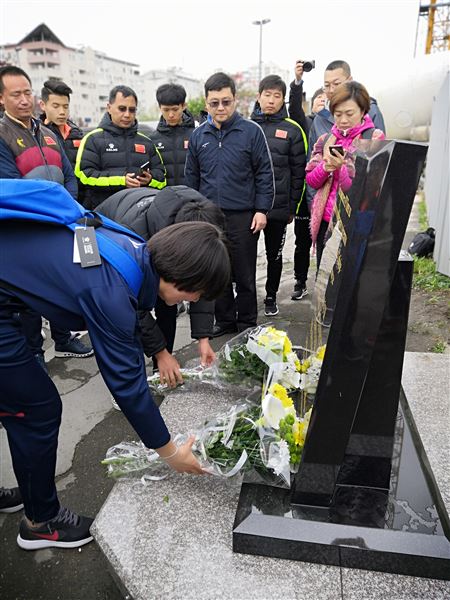 代表中国 兵发世锦赛 力战群雄 挺进十六强——棠外高中男足队代表中国参加2019世界中学生足球锦标赛取得好成绩