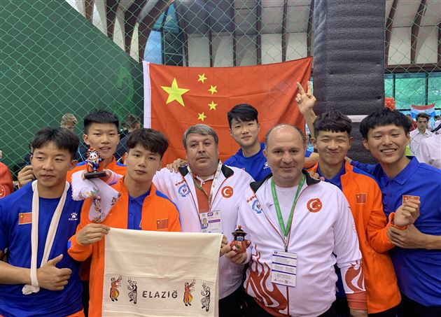 代表中国 兵发世锦赛 力战群雄 挺进十六强——棠外高中男足队代表中国参加2019世界中学生足球锦标赛取得好成绩