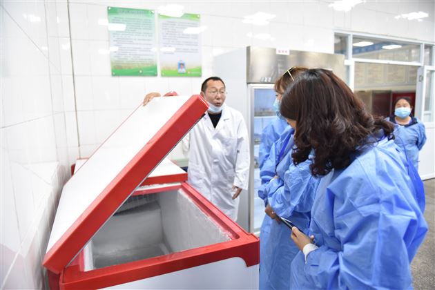 家校合力,师生同心,共建最安全食堂——我校召开膳食管理委员会工作会议