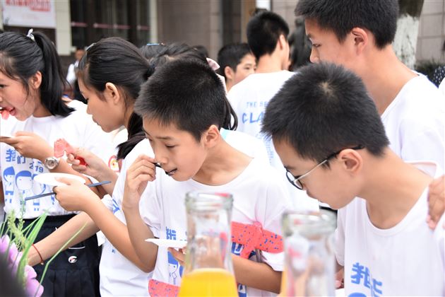 感激世上爱我的人和我爱的人——我校附小隆重举行2019届毕业典礼