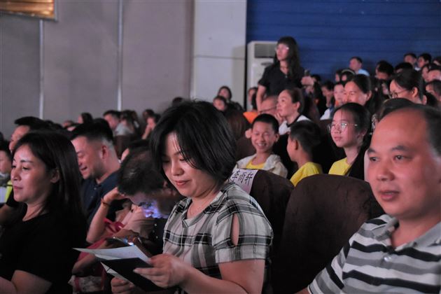 感激世上爱我的人和我爱的人——我校附小隆重举行2019届毕业典礼