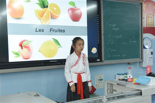 友好交往 开创未来——成都棠湖外国语学校接待法国ASSOMPTION中学师生代表团来访系列报道（一）