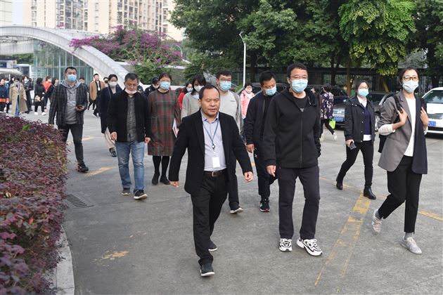 辽宁省学科带头人参观团第二批次莅临我校参观考察