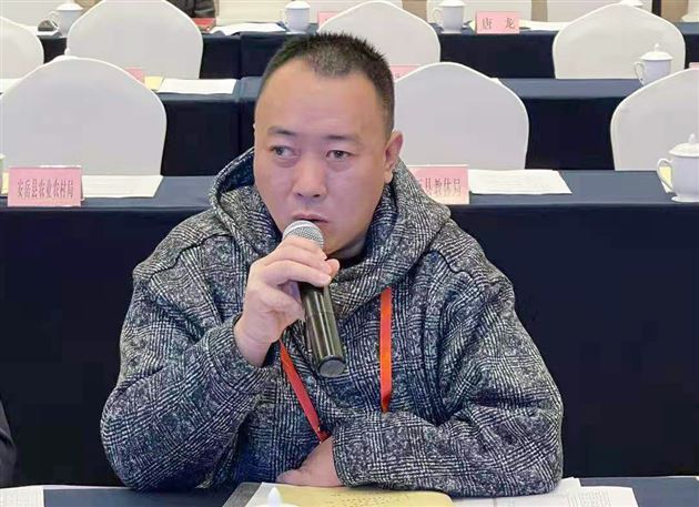 喜报!棠外裴帮锐老师被聘为四川省专家服务团专家