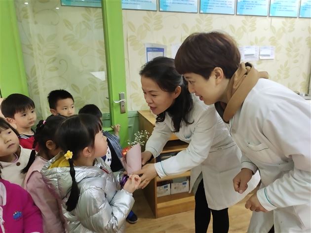 芳华三月 巾帼英姿——棠外实验幼儿园2021三八节系列活动 