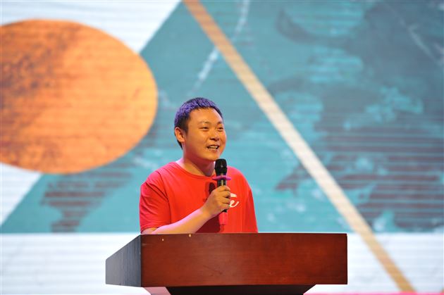 奋楫争先 决胜中考——记棠外初2019级学法指导暨中考动员大会 