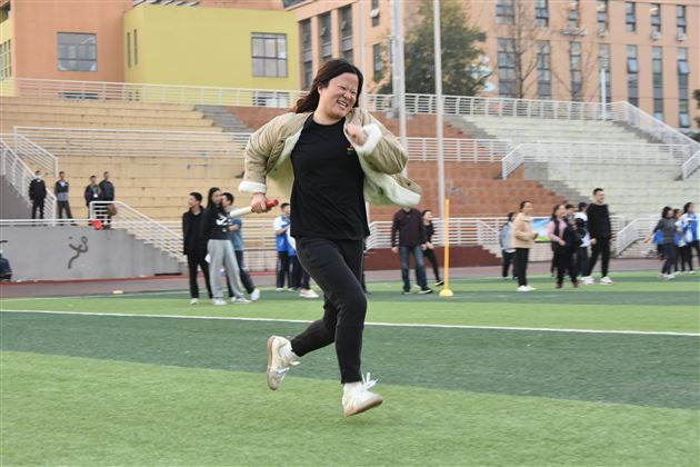 沸腾了！棠外初三召开冬季集体趣味运动会 