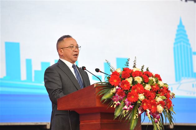 高中校长杜宗平讲话