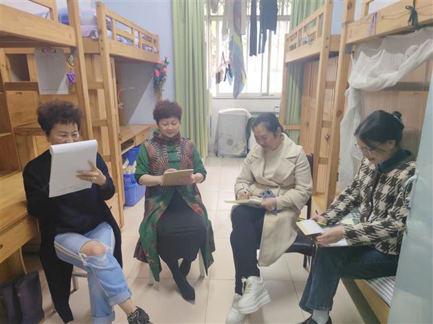 共研共防学生欺凌 共建共享安全公寓——棠外初中公寓开展防欺凌主题式单元教研活动（二）