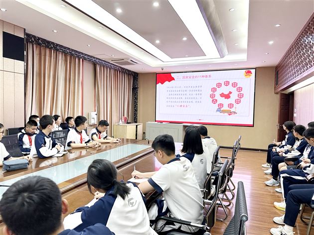 争做青年表率,谱写青春华章——2025年春季棠外初中系列主题团课圆满开展