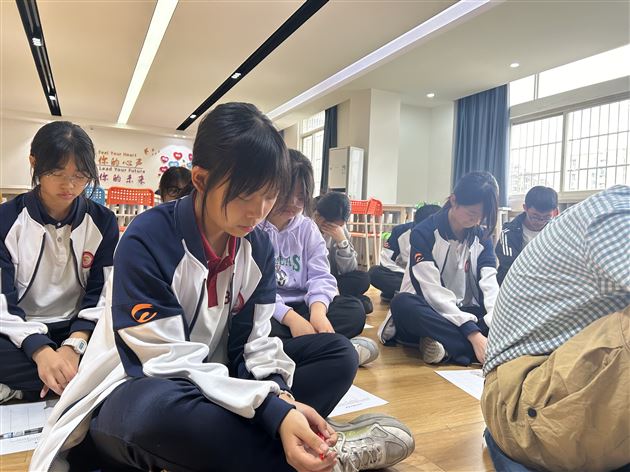 正念赋能 减压前行——棠外初中2025年“5·25我爱我”心理健康节系列活动(一)