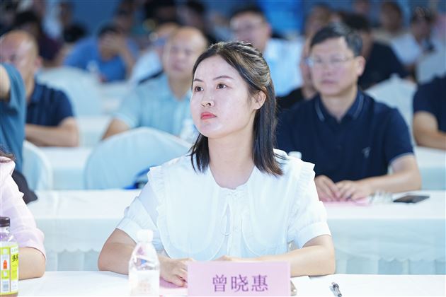 棠外教师曾晓惠受邀在第五届四川教育博览会做专题分享
