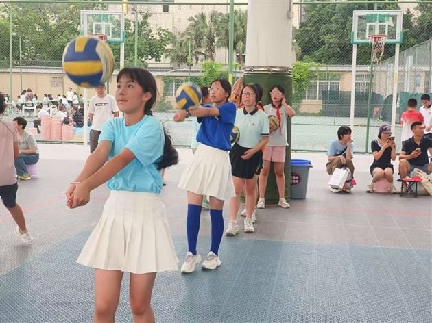 缤纷课程点亮校园　多元展示见证成长——棠外附小举行非舞台兴趣班展示活动 