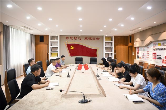 转正传薪火　奋进谱新篇——棠外预备党员转正工作圆满完成