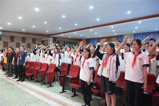 告别红领巾，奔赴新征程——棠外初2023级少先队离队仪式圆满举行