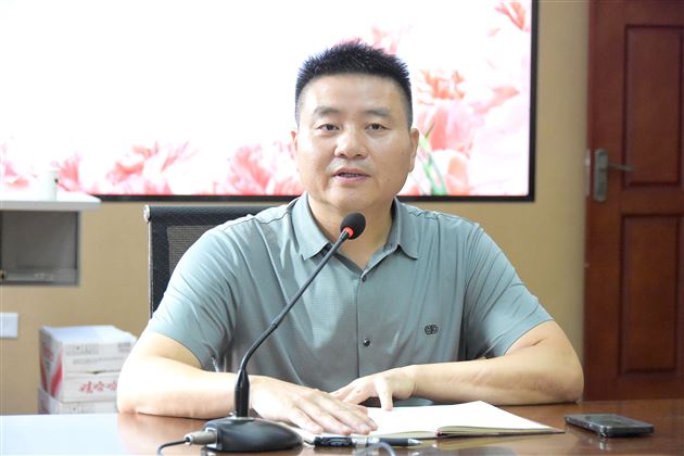 青蓝相承育桃李　薪火共进谱新篇——棠外初中隆重举行2025年师徒结对仪式 