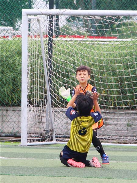 棠外附小U7登顶成都,川超精神薪火相传