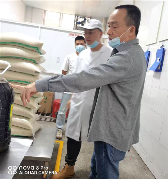 深化食堂安全监管 守护师生饮食健康——棠外开展食堂食品安全与运营管理专项检查