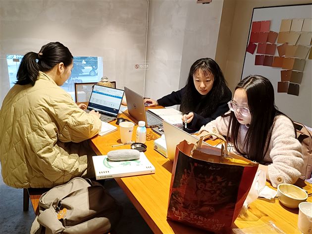 以赛促研 深耕课堂——棠外教师田雯荣获成都市赛课特等奖