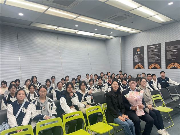 探秘金沙遗址 寻源古蜀神都——记棠外人文考古社高2024级分社考古研学活动