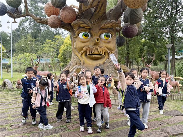 秋光正好，童心飞扬——棠外附小一年级学子欢乐田园实践纪实