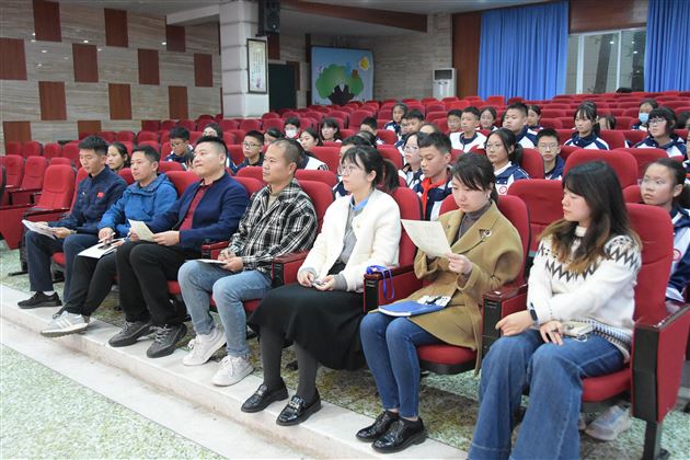 青春展风采　担当向未来——棠外初2025级学生会选举大会圆满落幕