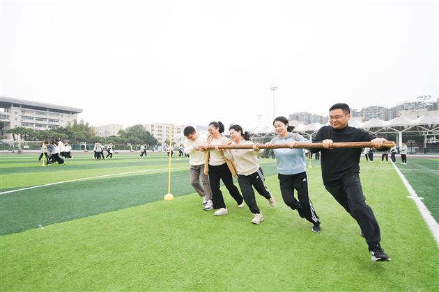 燃情赛场聚合力　青春逐梦绽芳华——棠外高中第十二届集体运动会圆满落幕