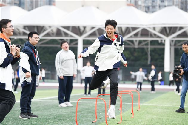 燃情赛场聚合力　青春逐梦绽芳华——棠外高中第十二届集体运动会圆满落幕