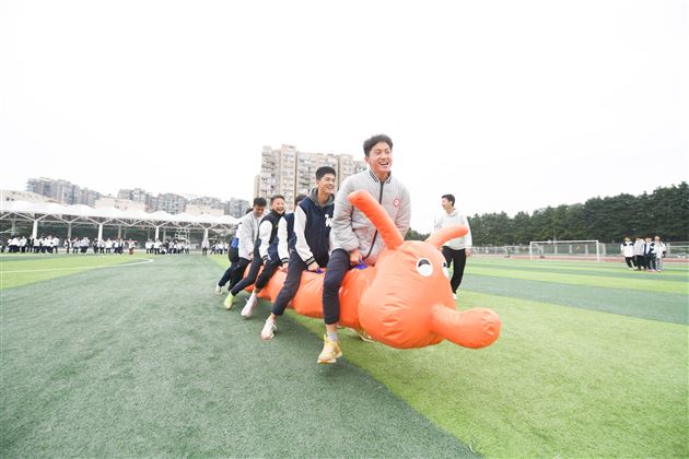 燃情赛场聚合力　青春逐梦绽芳华——棠外高中第十二届集体运动会圆满落幕